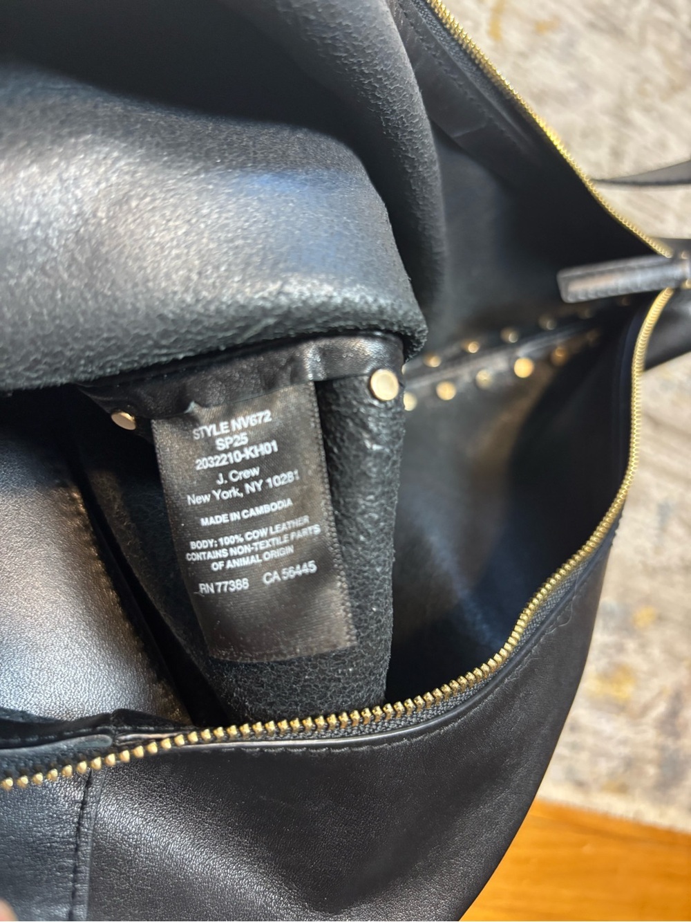 Essential Curve Shoulder Bag by Madewell - Picture 6 of 10